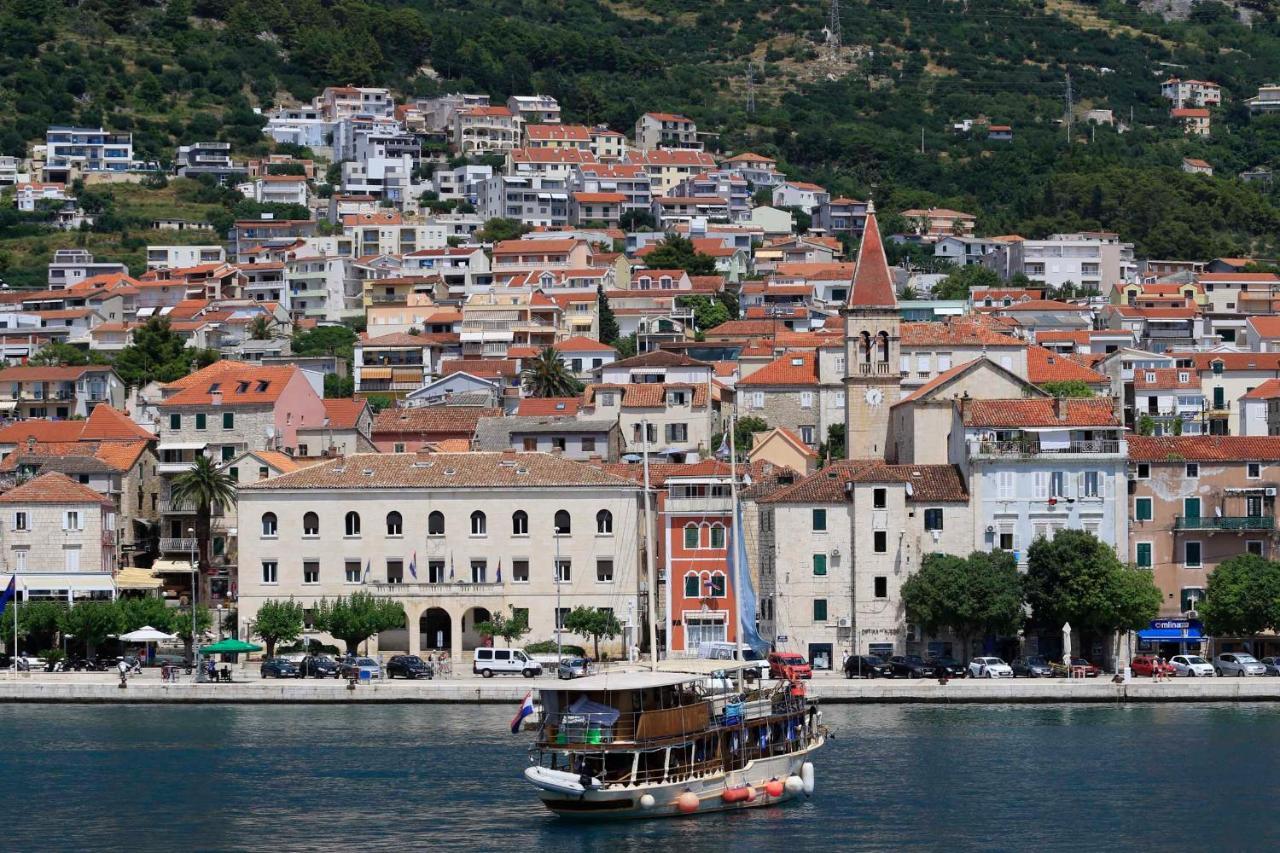 Apartment Toni Makarska Exteriör bild