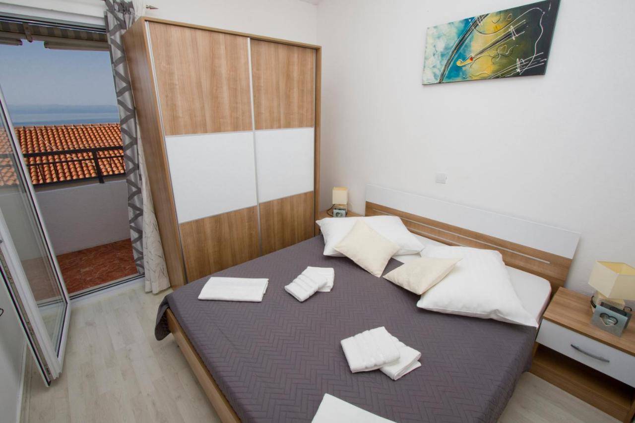 Apartment Toni Makarska Exteriör bild