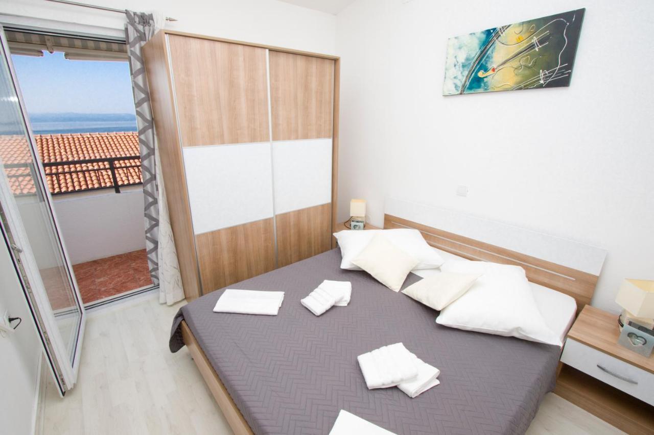 Apartment Toni Makarska Exteriör bild